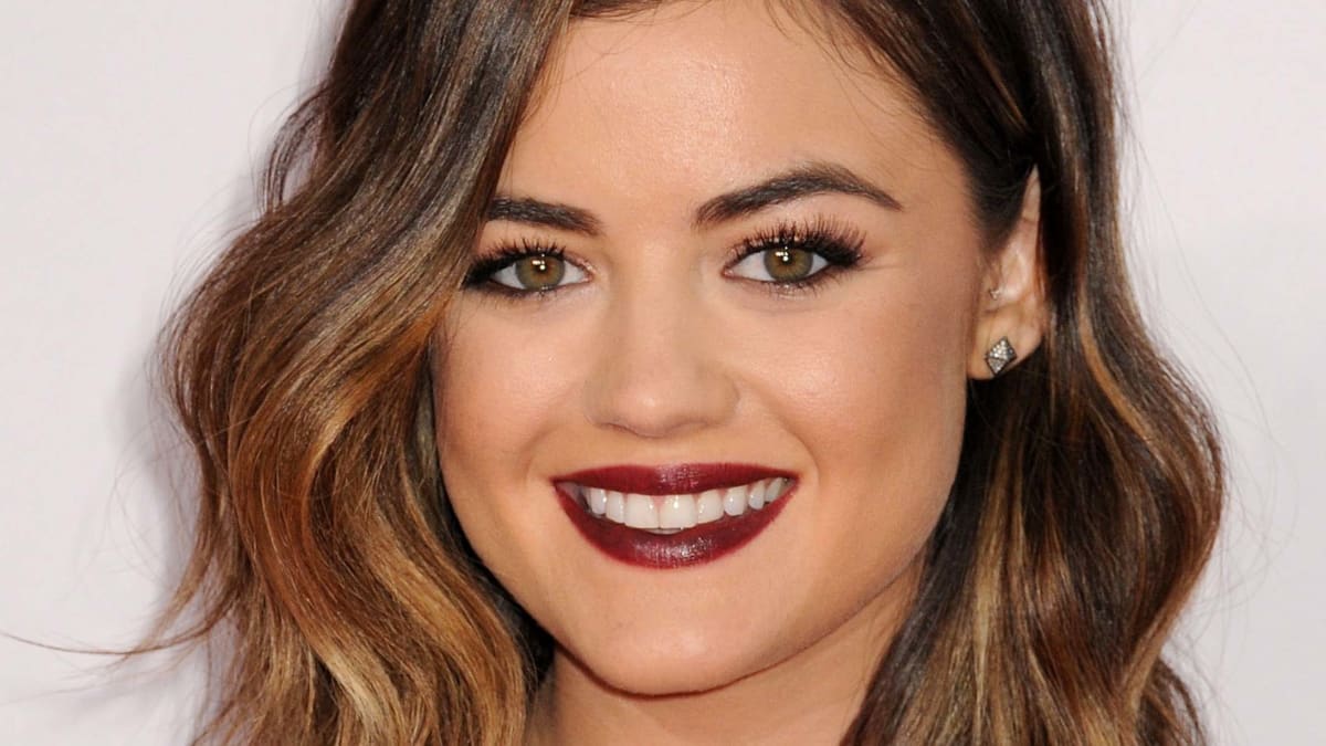 27 Stunning Mid-Length Brown Hairstyles To Try This Year