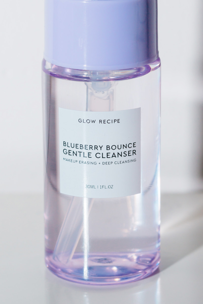 Glow Recipe Blueberry Bounce Gentle Cleanser
