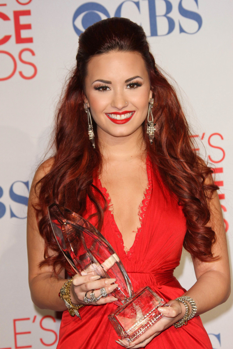 Demi Lovato People's Choice Awards 2012