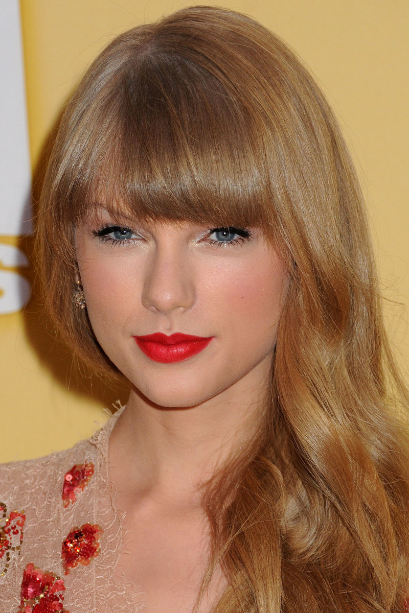Taylor Swift CMA Awards 2012