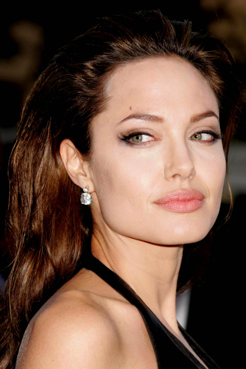 Angelina Jolie Mr. Mrs. Smith Los Angeles premiere 2005