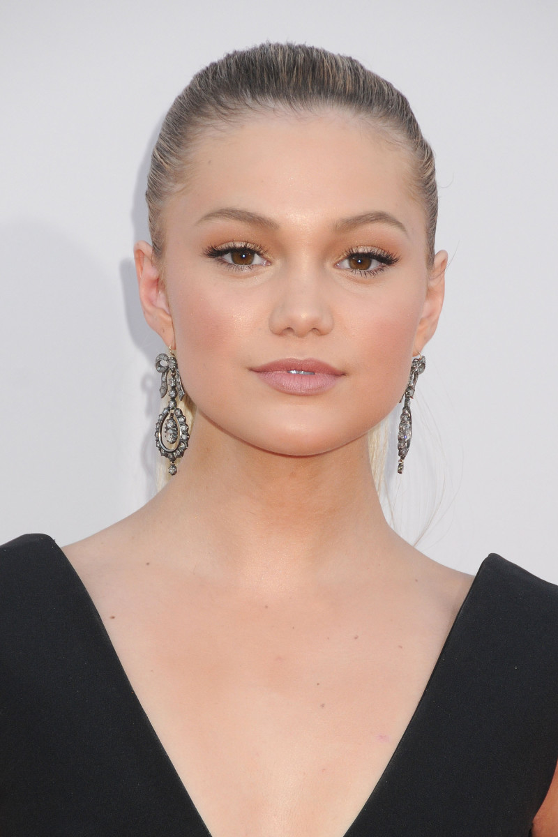 Olivia Holt at the 2015 American Music Awards