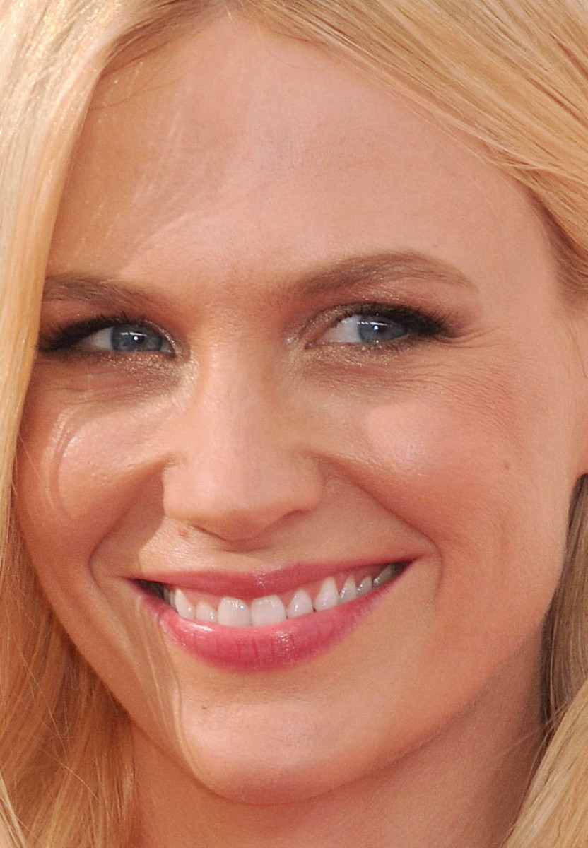 January Jones at the 2015 Emmys close-up