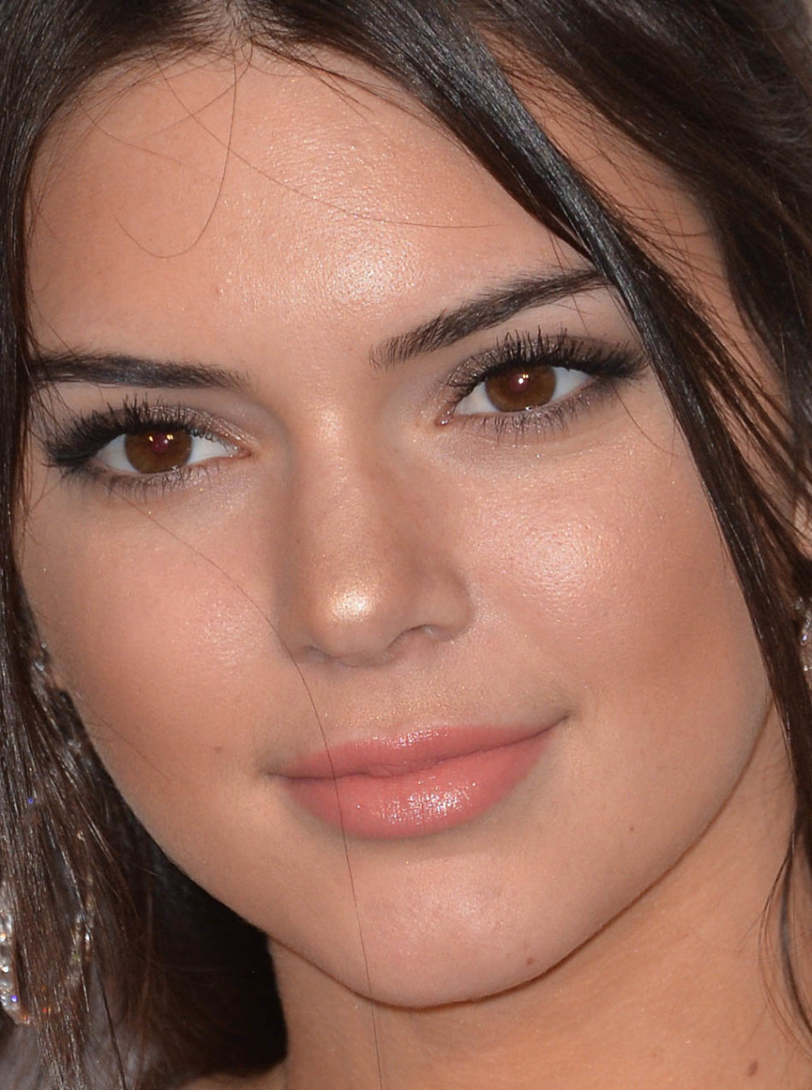 Kendall Jenner at the 2015 amfAR Cinema Against AIDS Gala close-up