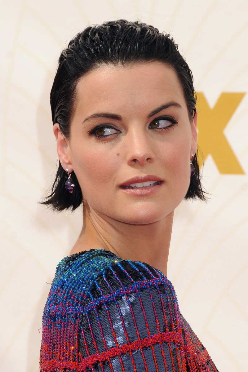 Jaimie Alexander at the 2015 Emmys