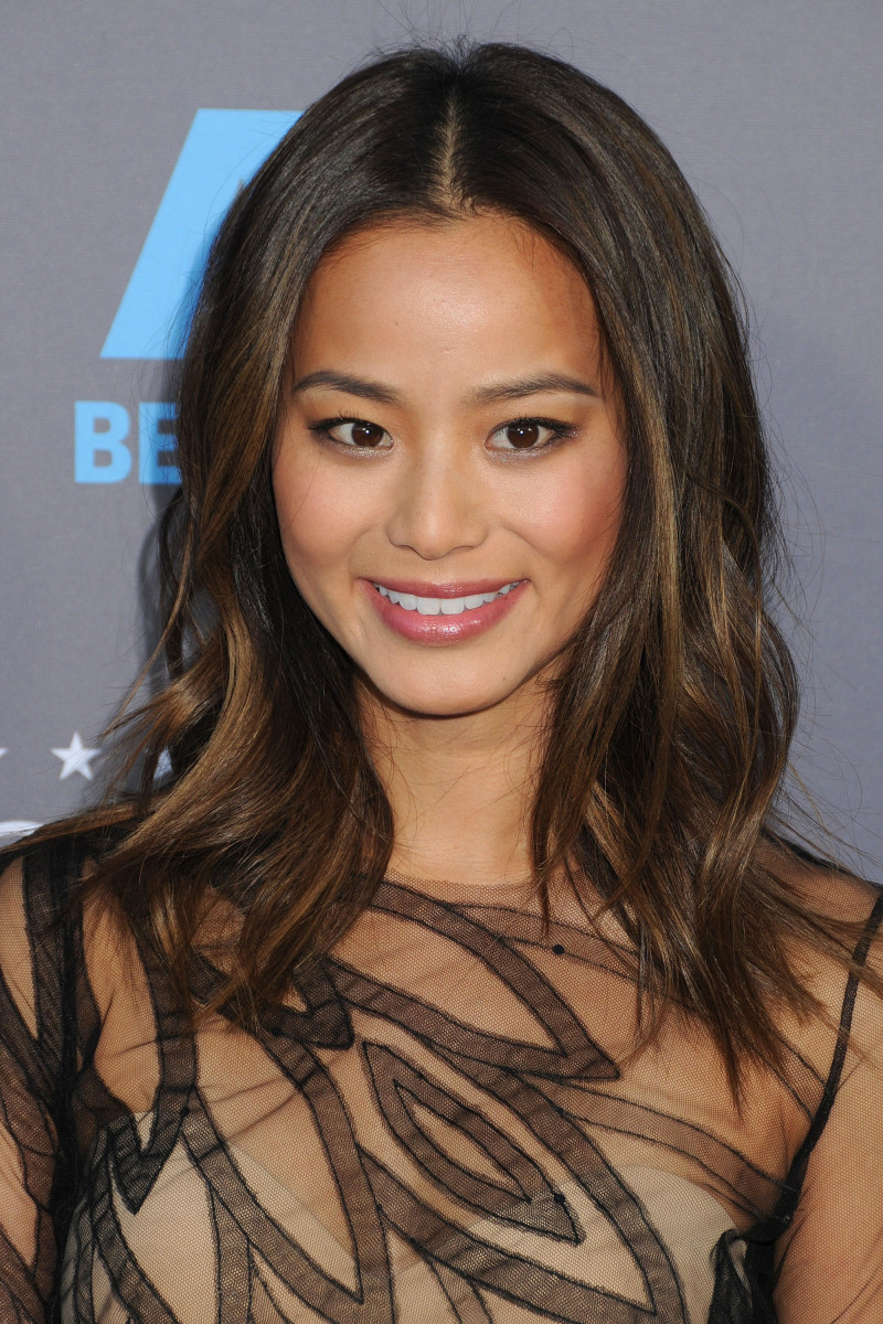 Jamie Chung at the 2015 Critics' Choice Awards