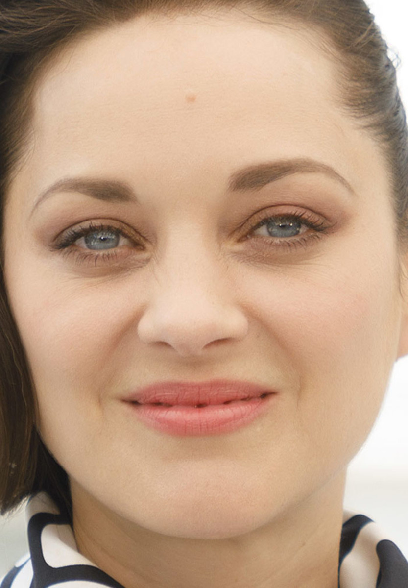 Marion Cotillard at the 2021 Cannes photocall for Annette close-up
