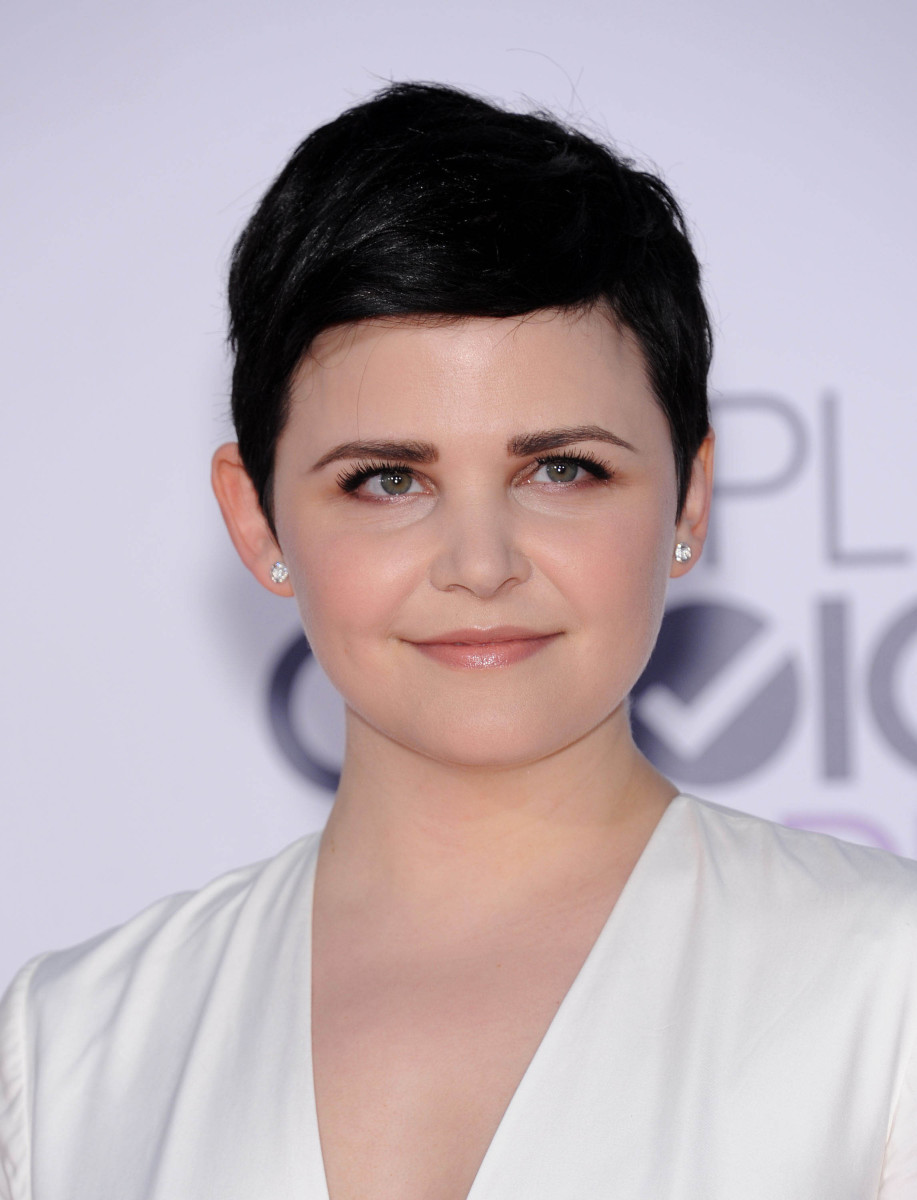 Ginnifer Goodwin at the 2015 People's Choice Awards